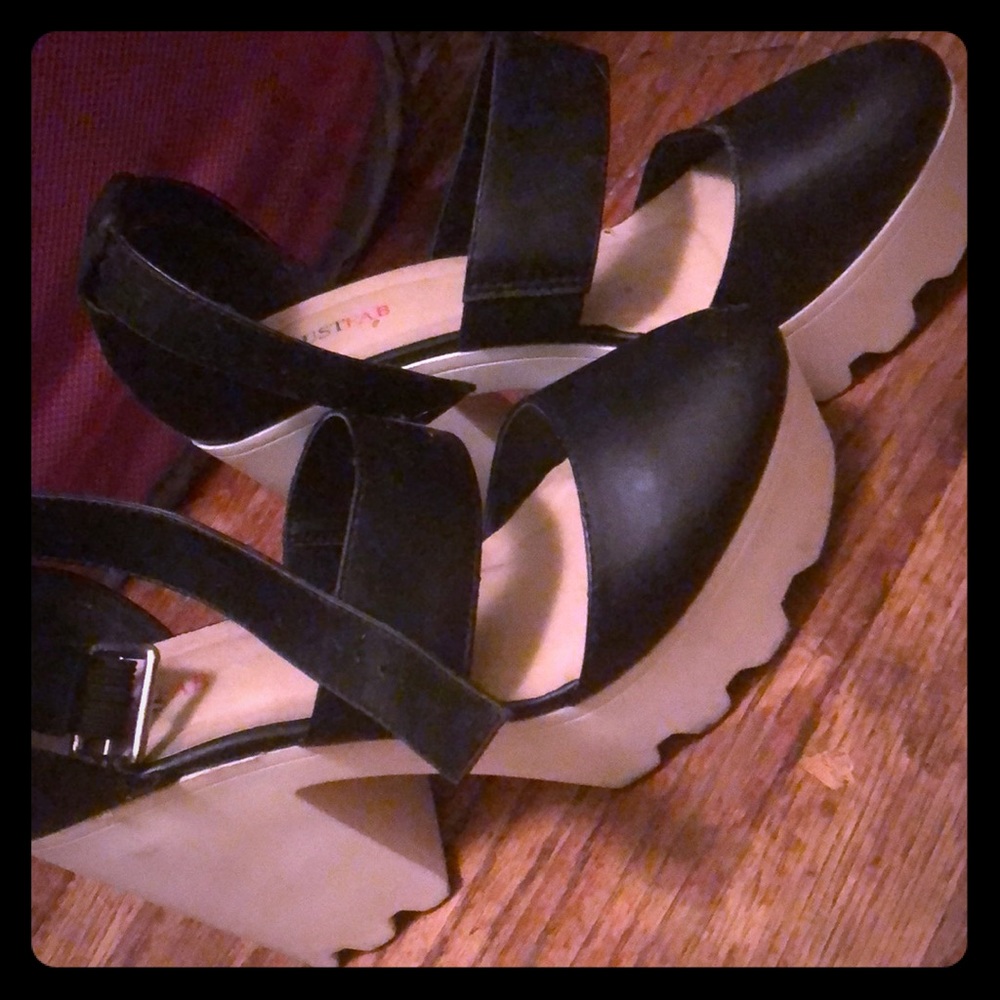 Platform Heels 👠